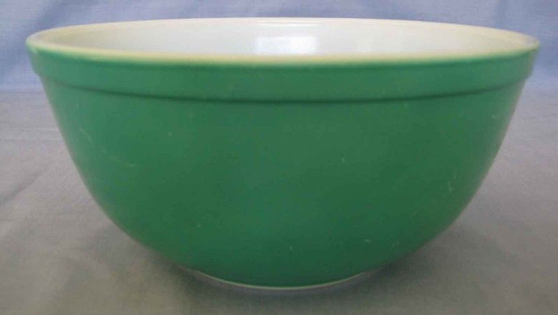 Qt Vintage Pyrex Primary Green Mixing Bowl Ovenware  